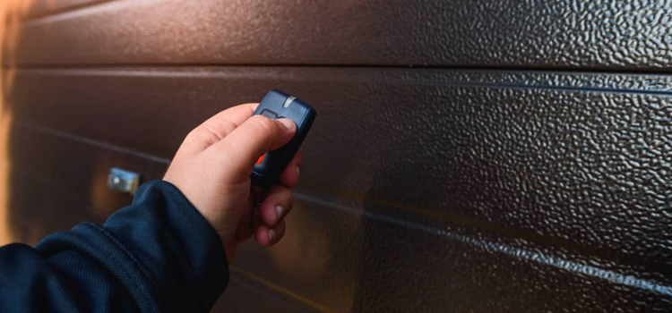 automatic door opener with remote control in Menlo Park