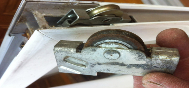 screen door roller repair in Menlo Park